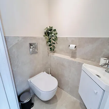 Pleasant Coliving With Breakfast & Parking * Cagnes-sur-Mer